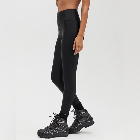 TNA Gloss Atmosphere Leggings - Picture 4 of 10